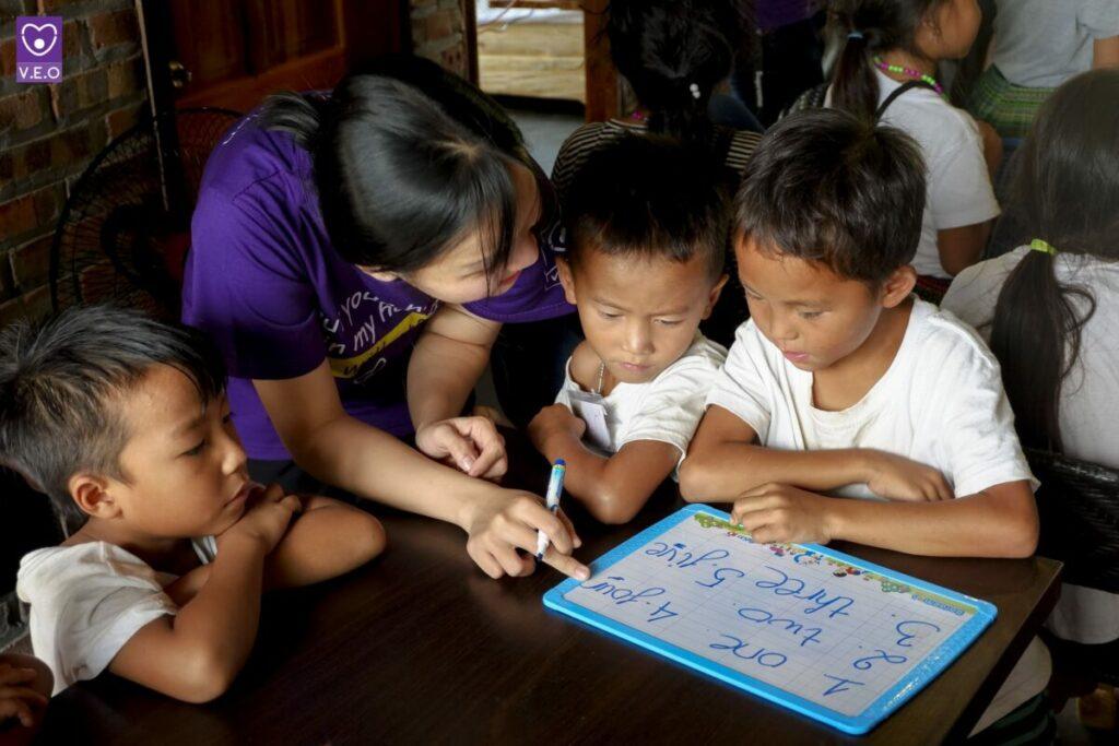 Hoạt động tình nguyện